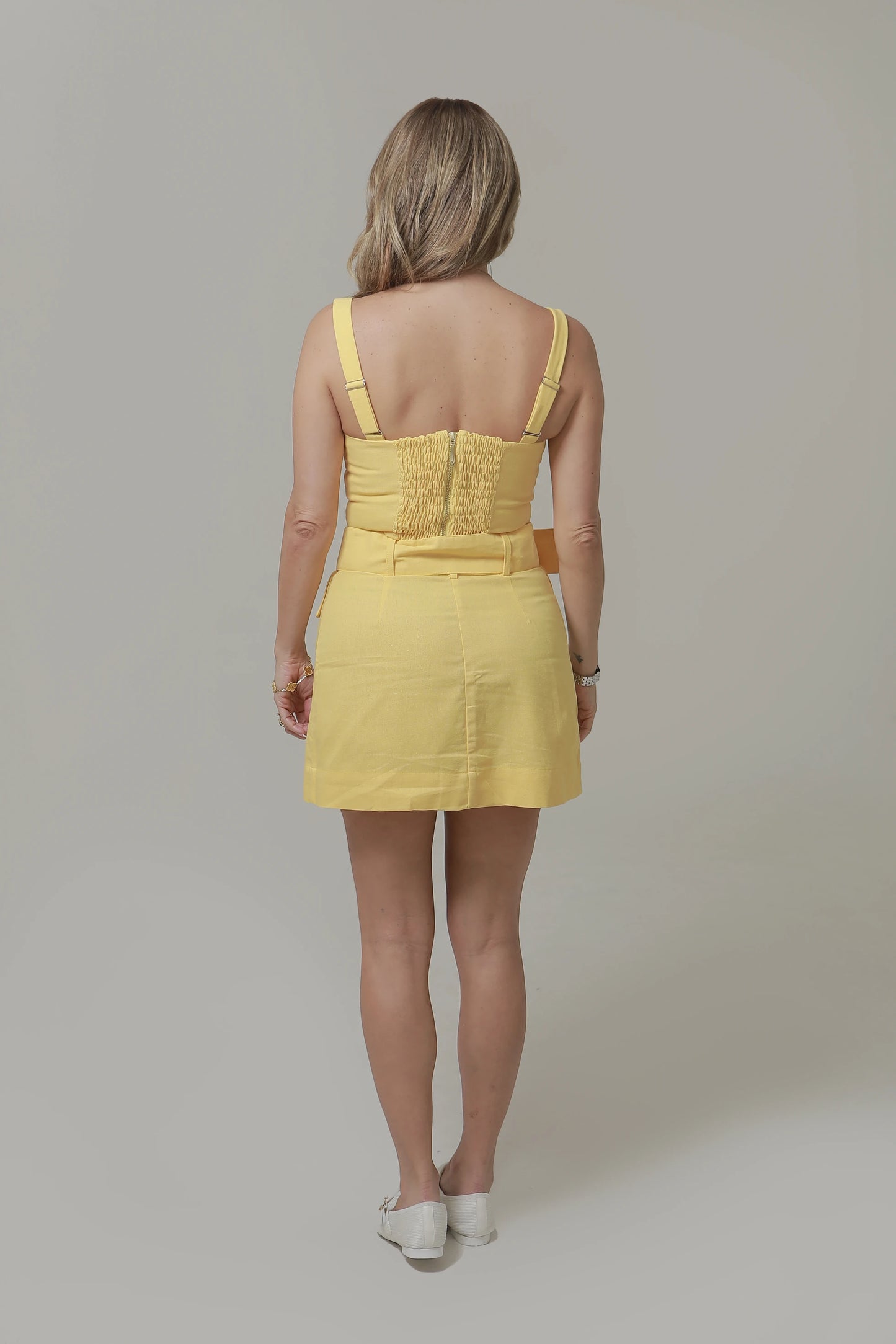 Falda Akela